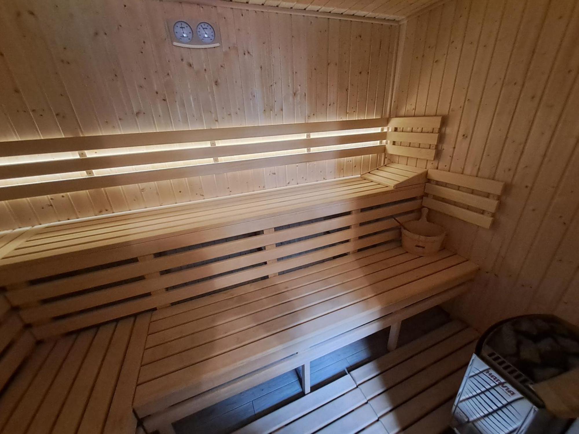 Nagy Lak Villa Sub Cetate Eksteriør bilde